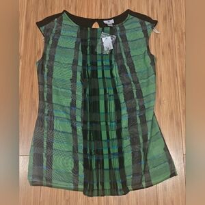 NWT Worthington Green and Black Women's Top
